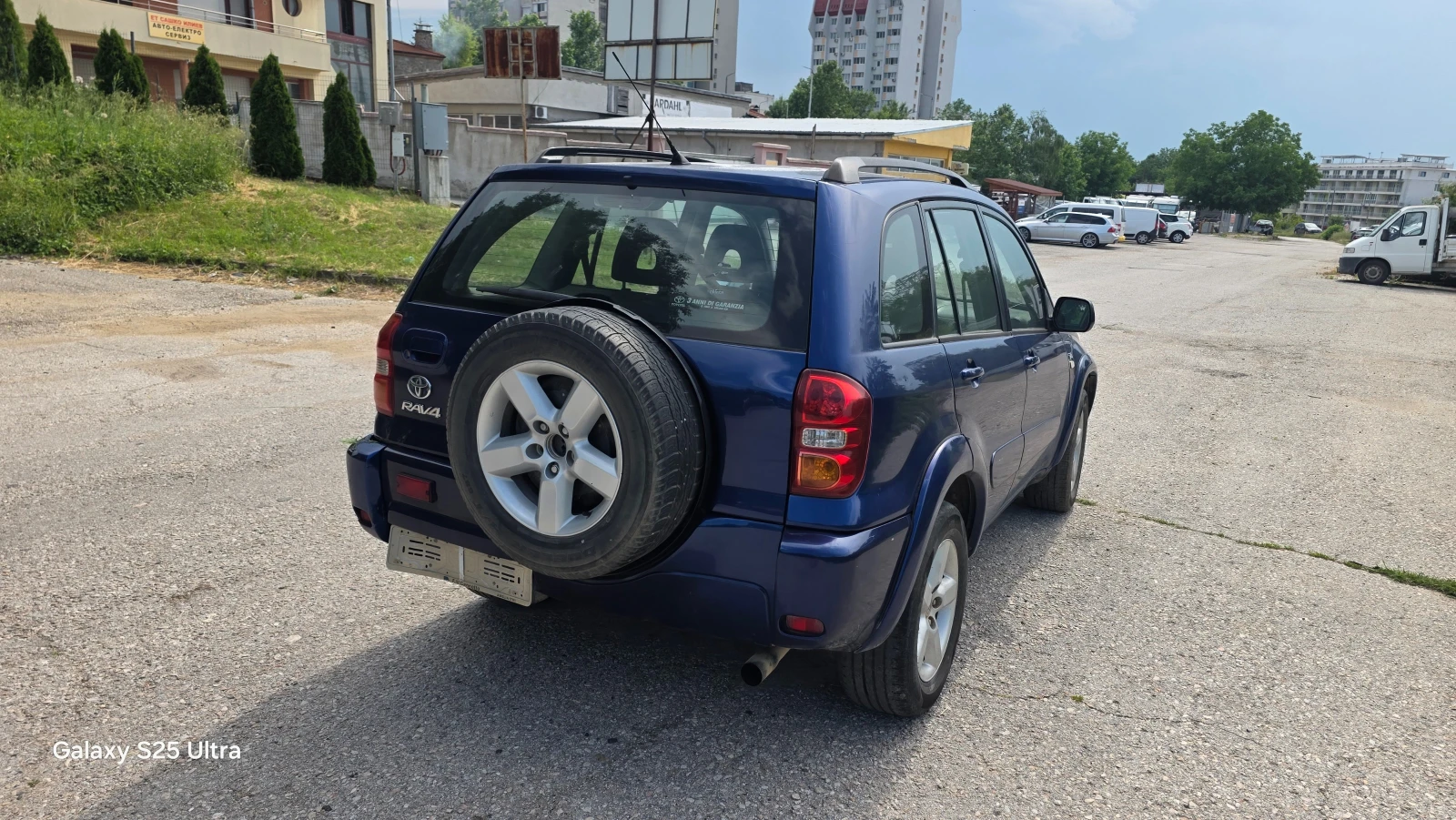 Toyota Rav4 2.0tdi, снимка 5 - Автомобили и джипове - 54813020
