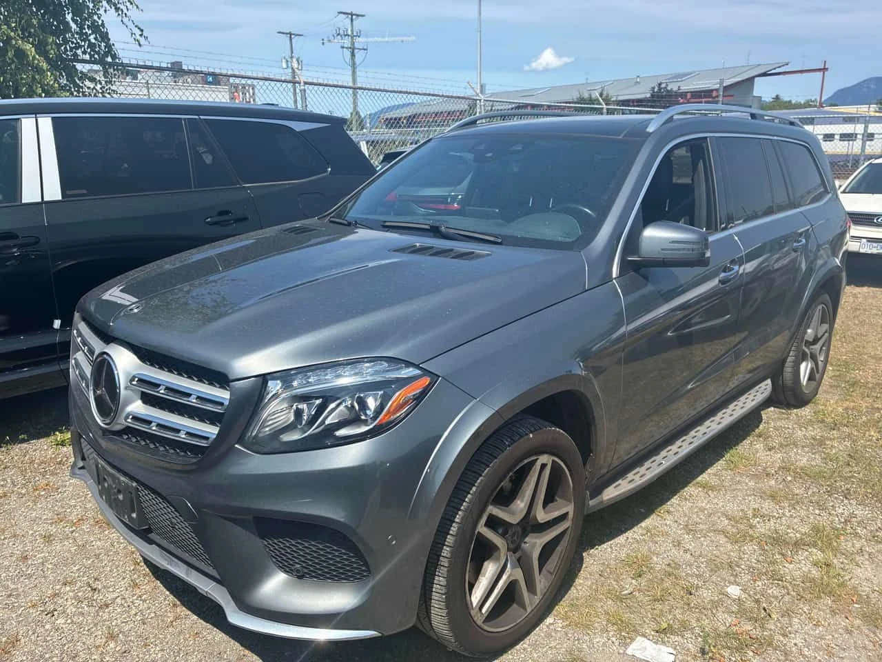 Mercedes-Benz GLS 500  * CARFAX * H/K * ДИСТРОНИК * ОБДУХВАНЕ, снимка 13 - Автомобили и джипове - 55328199