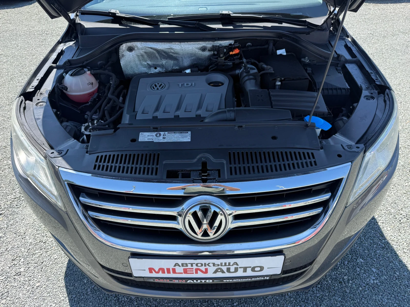 VW Tiguan (KATO НОВА)^(4x4), снимка 17 - Автомобили и джипове - 55365085