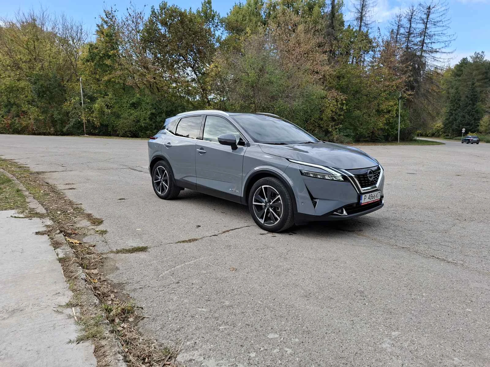 Nissan Qashqai E-power Tekna, снимка 2 - Автомобили и джипове - 56703352
