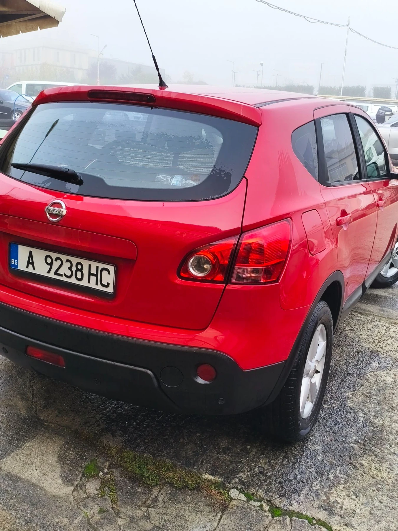 Nissan Qashqai 1.6 бензин , снимка 2 - Автомобили и джипове - 56594426