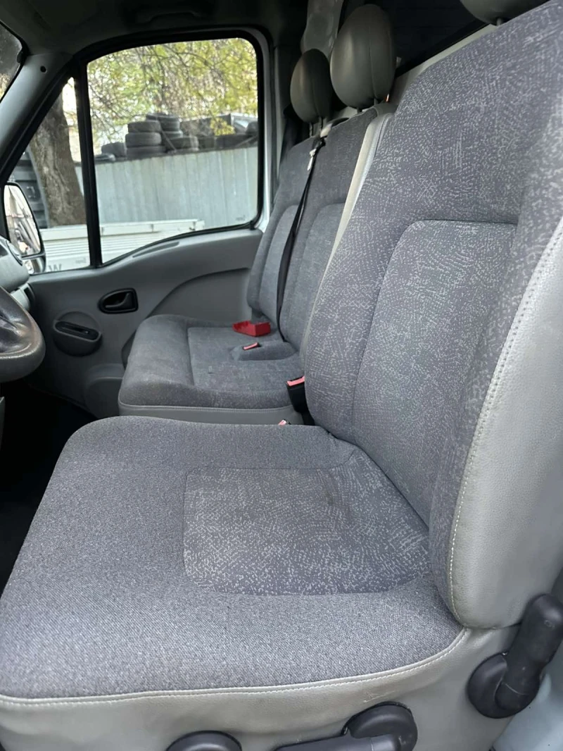 Renault Master 2, 5 dci, снимка 10 - Бусове и автобуси - 52229086