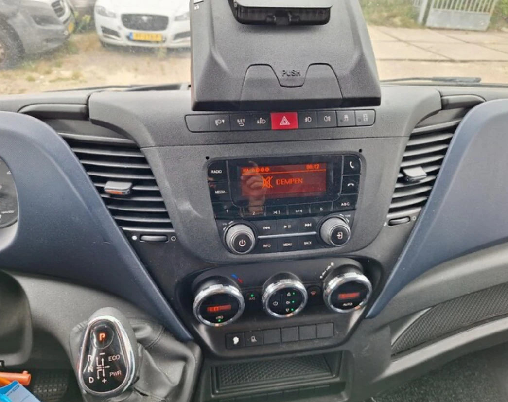 Iveco 35c18 HI-MATIC* 5.10m* 1000kg БОРД* до 3.5т N1 - изображение 8
