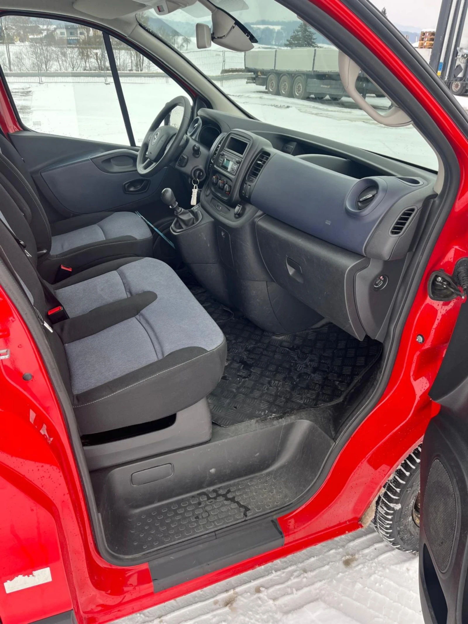Opel Vivaro | Mobile.bg � ����������� 17