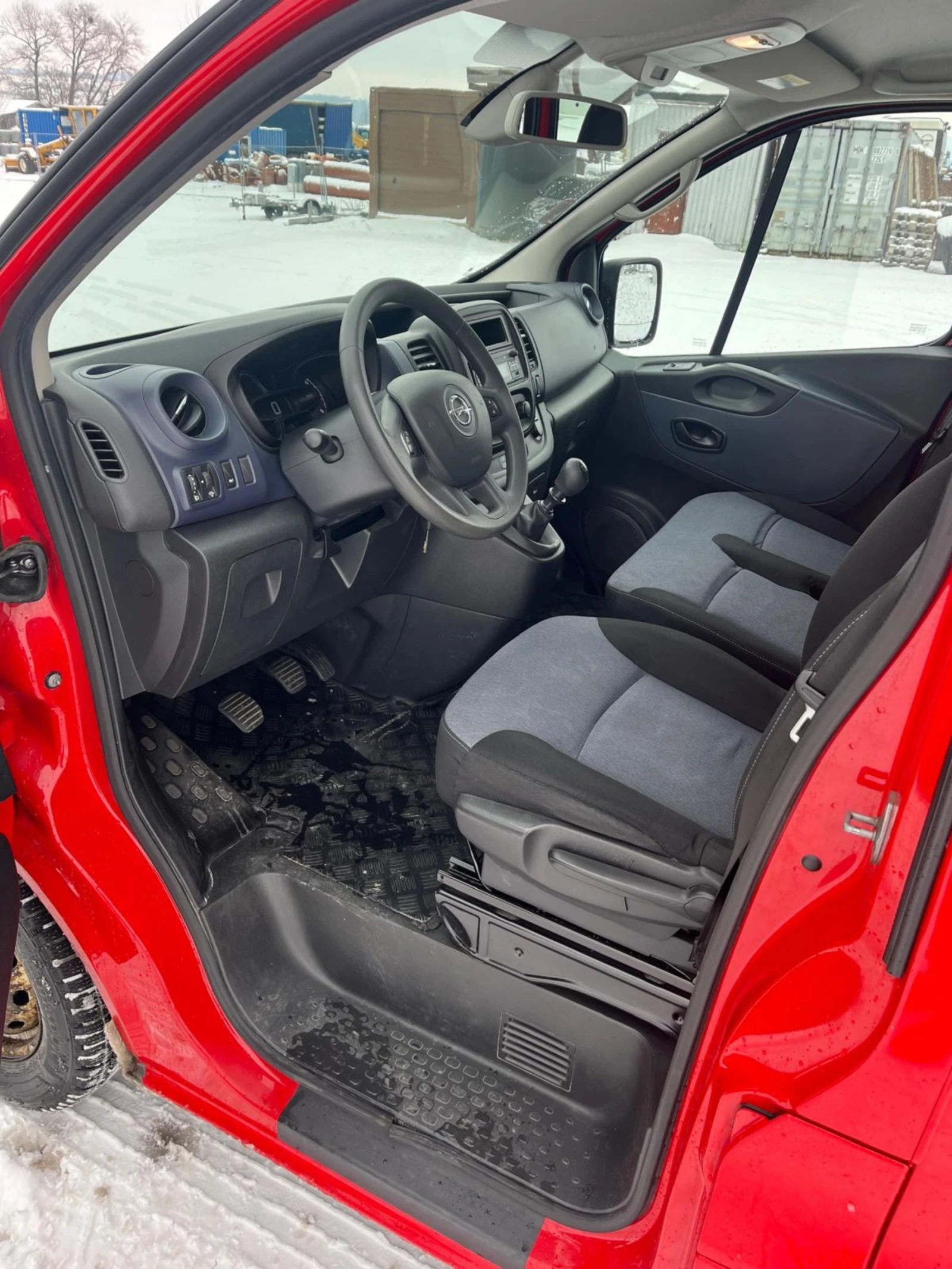 Opel Vivaro | Mobile.bg � ����������� 16