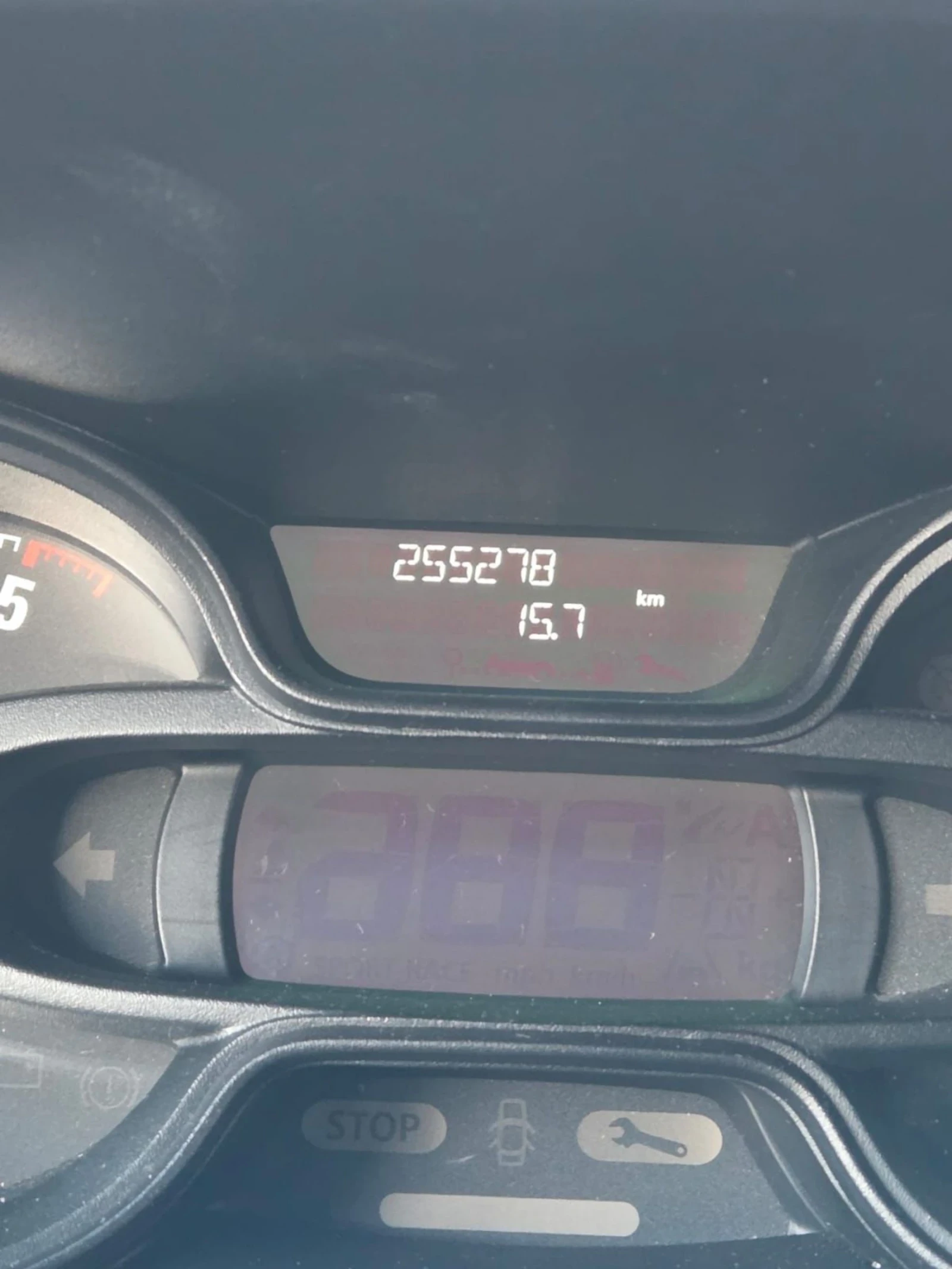 Opel Vivaro  - изображение 9