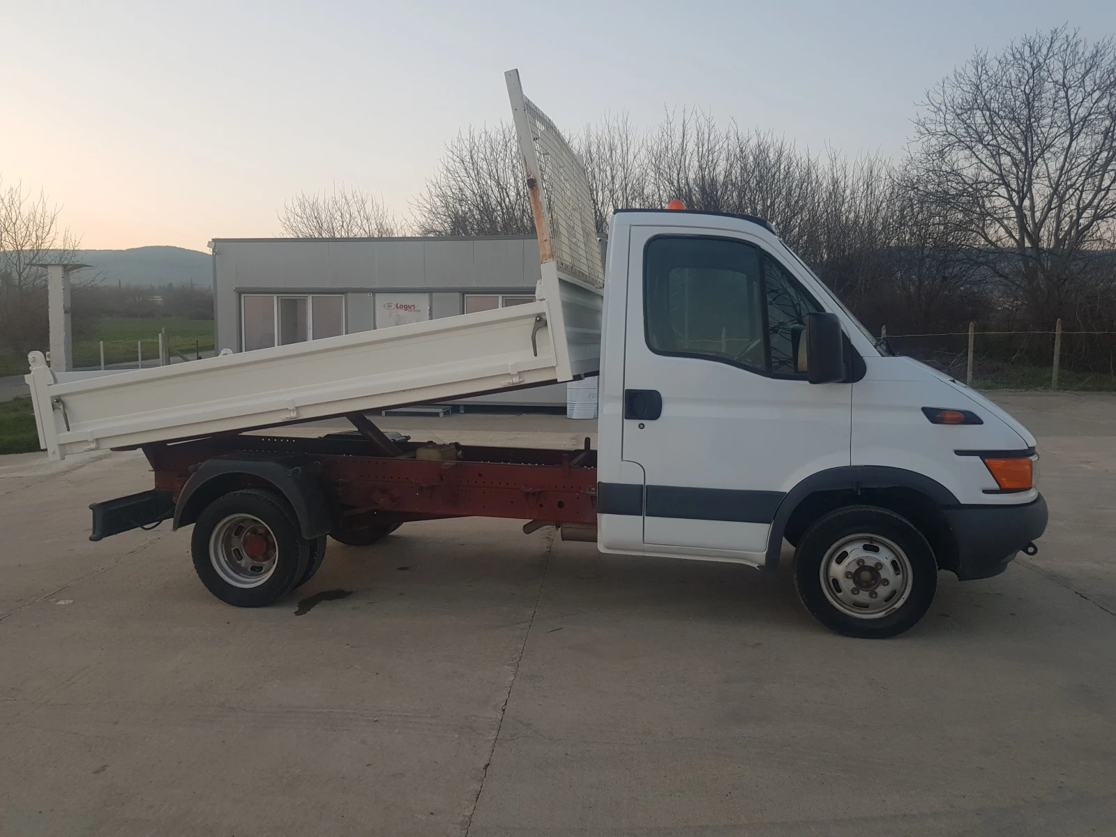 Iveco Daily 2.8 - изображение 3