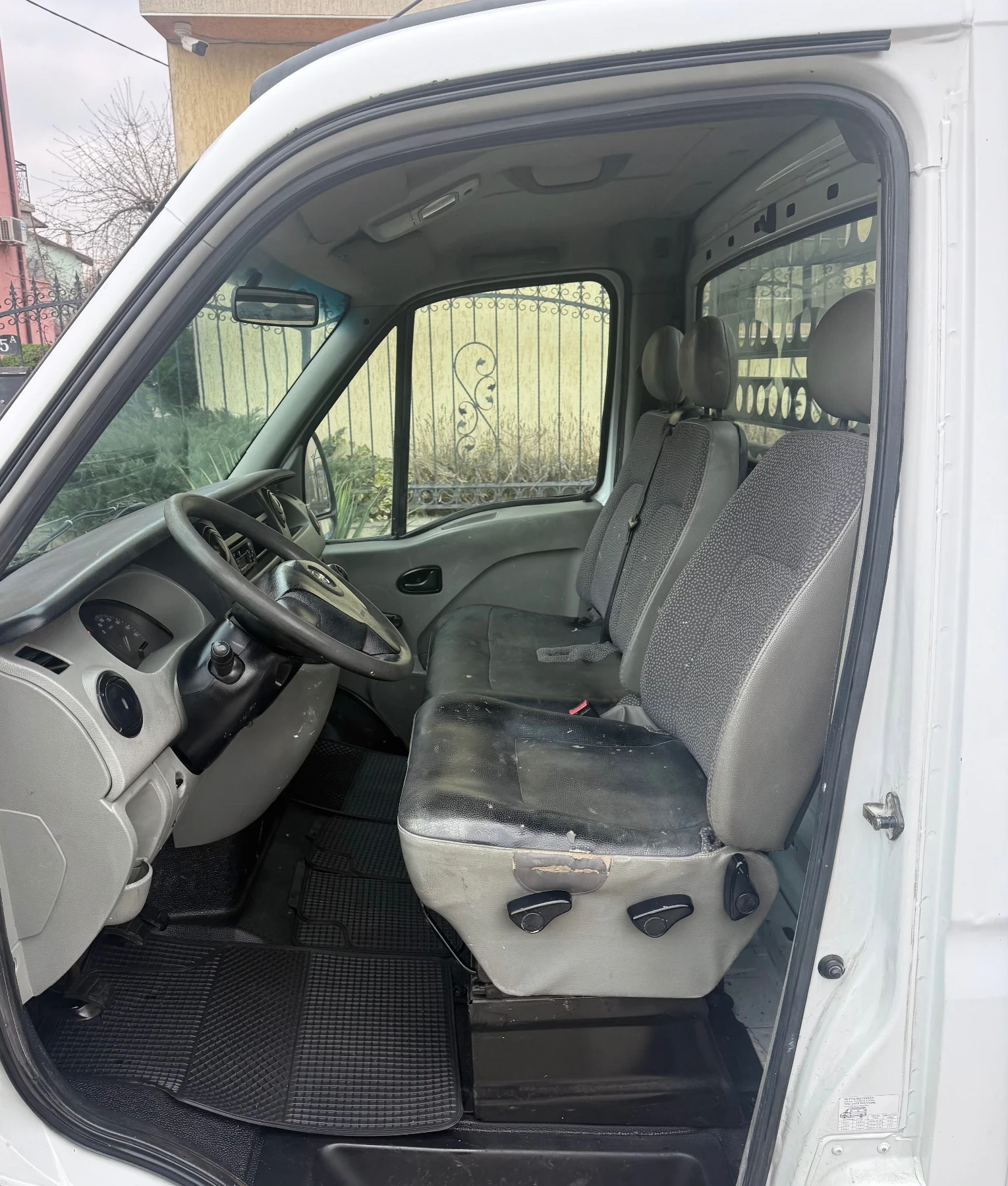 Renault Master 2.5 CDTI/120kc/6ck/Бордови/3.30м, снимка 8 - Бусове и автобуси - 53963335