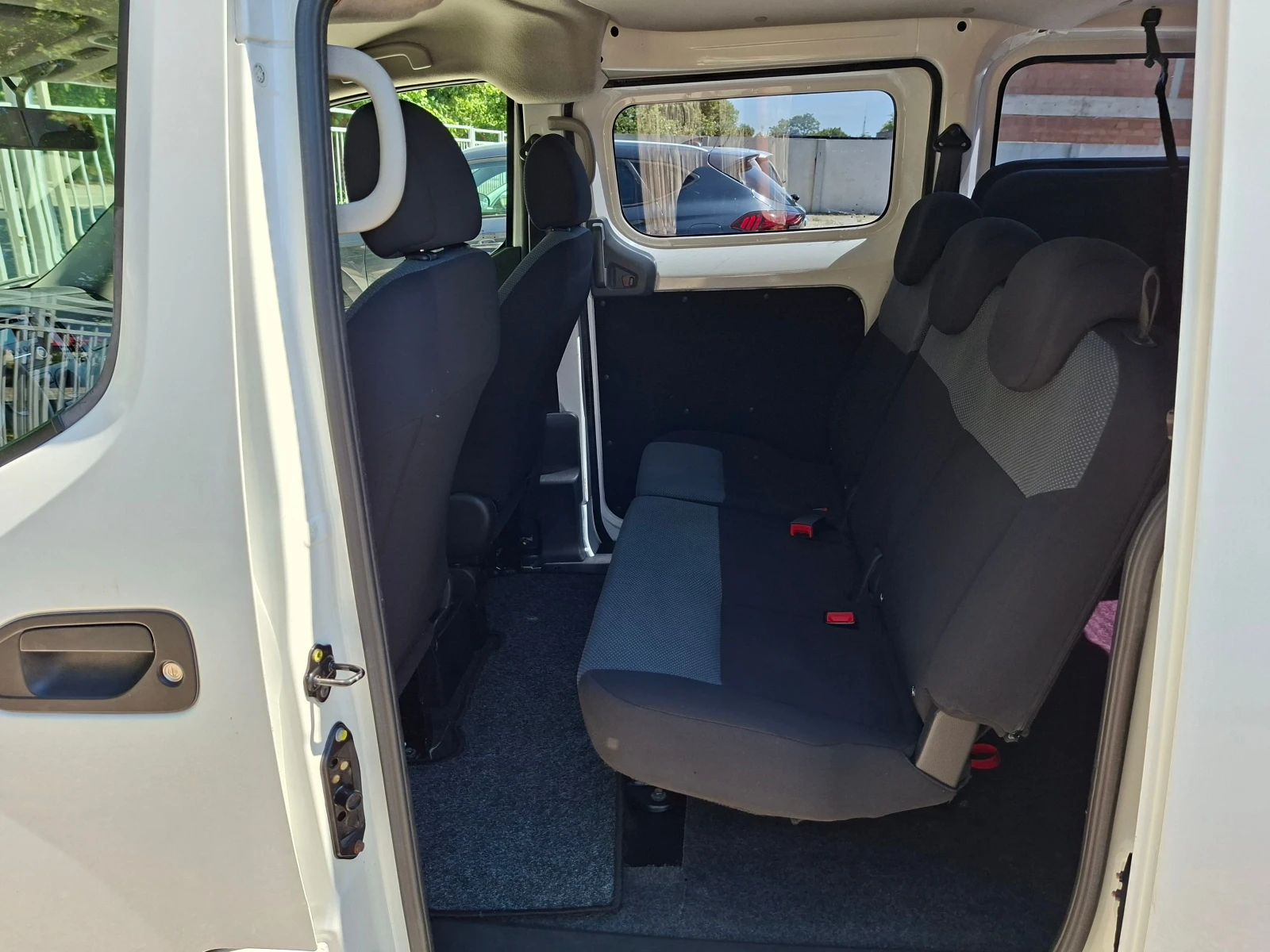 Nissan NV200 7MECTA/EURO 6, снимка 11 - Бусове и автобуси - 54679780