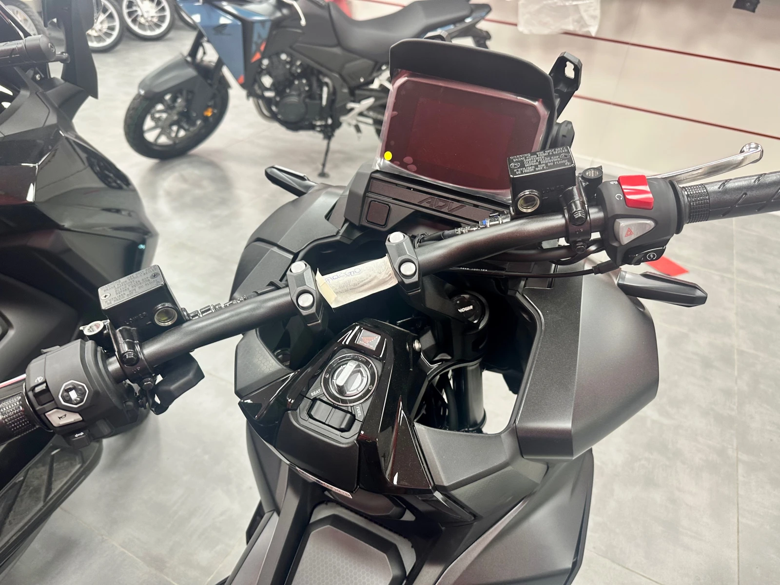 Honda X-ADV 350 НОВ!!! 0км., снимка 3 - Мотоциклети и мототехника - 54971394
