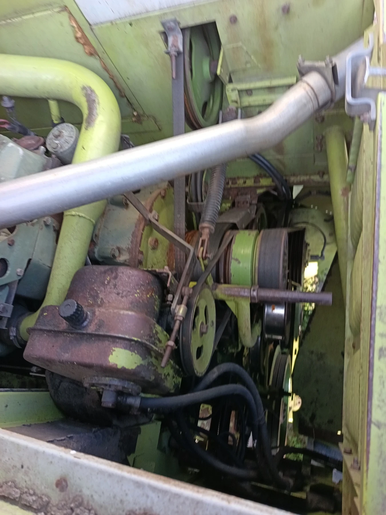 Комбайн Claas 108, снимка 10 - Селскостопанска техника - 54280400