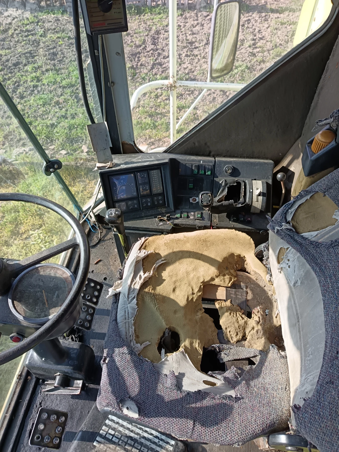 Комбайн Claas 108, снимка 13 - Селскостопанска техника - 54280400