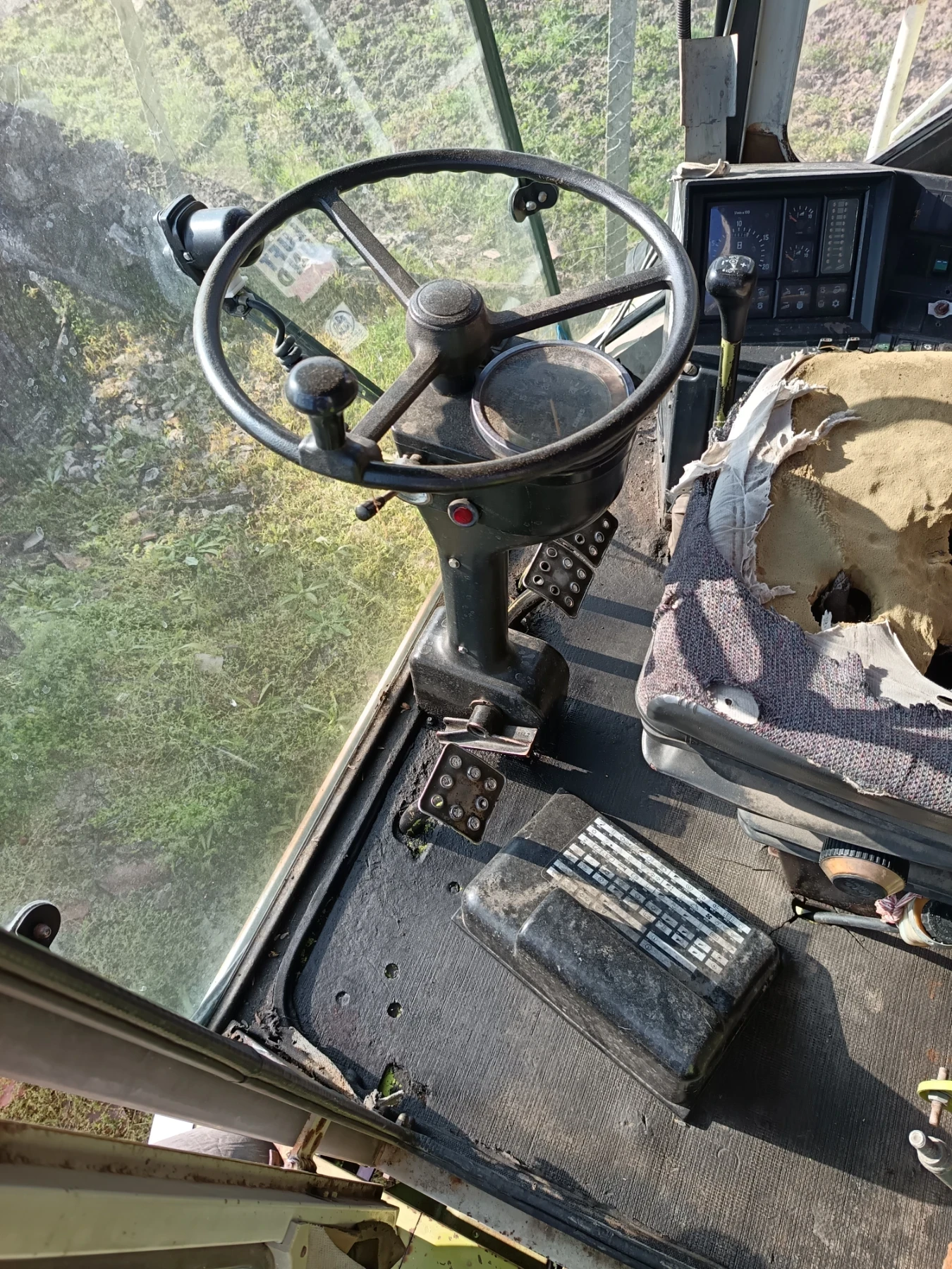 Комбайн Claas 108, снимка 12 - Селскостопанска техника - 54280400