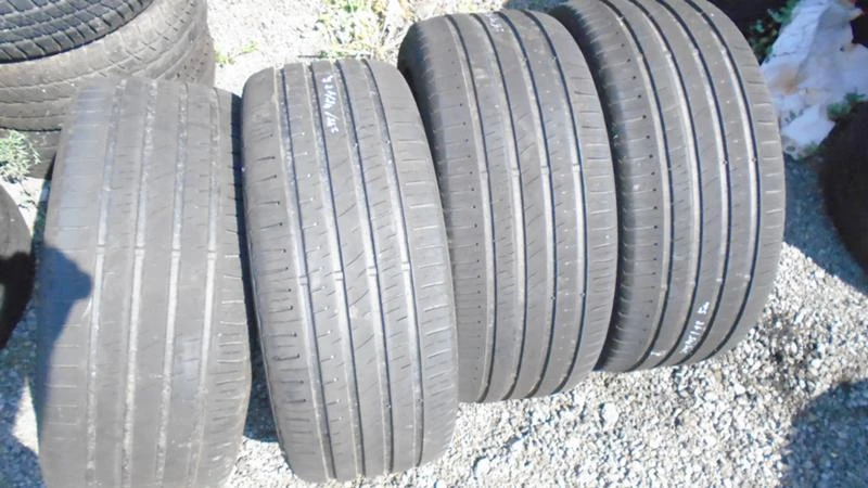 Гуми Летни 245/45R18, снимка 2 - Гуми и джанти - 22370971