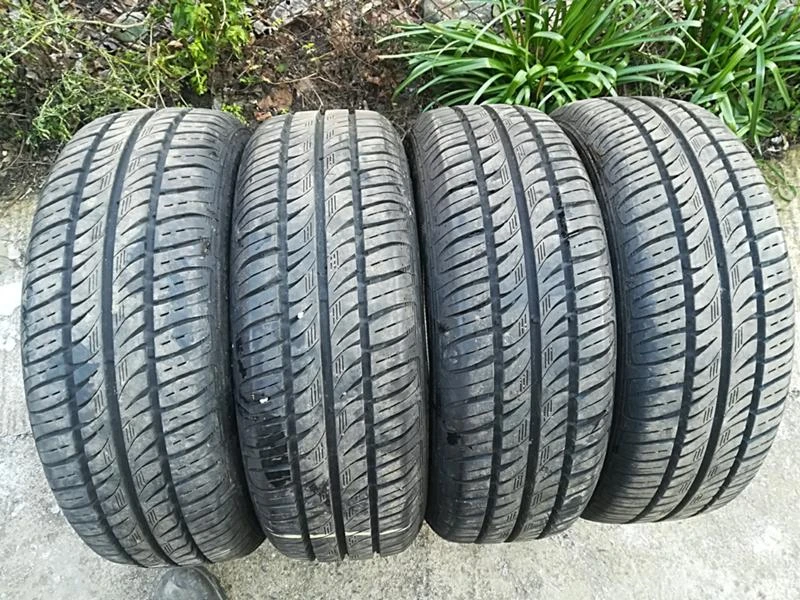 Гуми Летни 185/60R15, снимка 1 - Гуми и джанти - 24083085