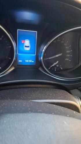 Toyota Avensis, снимка 10