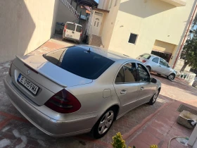 Mercedes-Benz E 320, снимка 5
