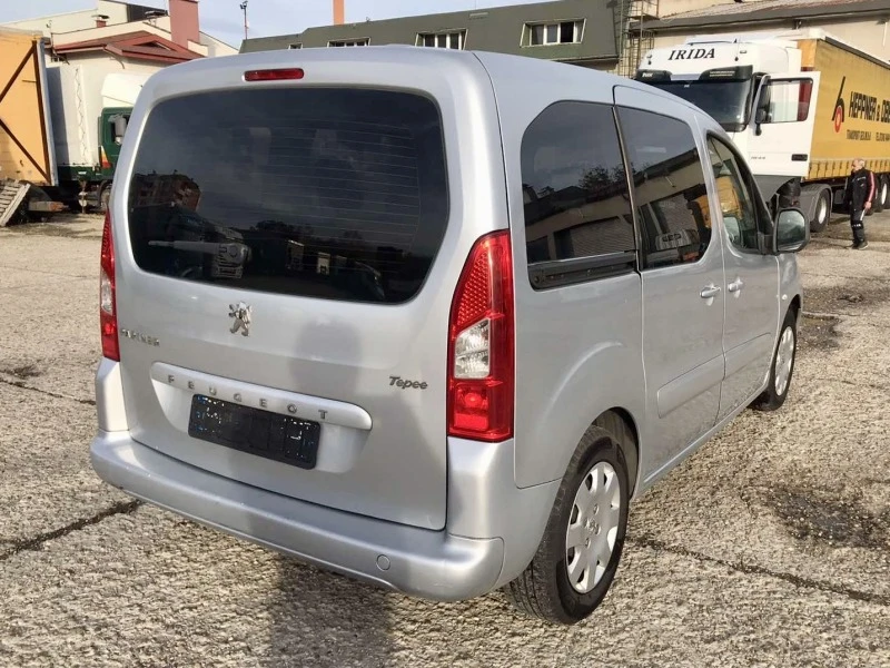 Peugeot Partner 1.6HDi, снимка 5 - Автомобили и джипове - 43232628