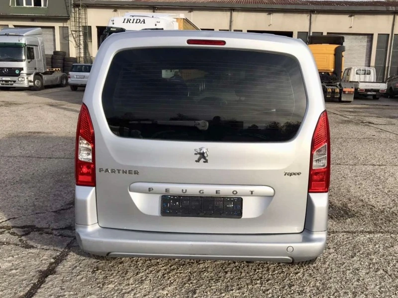 Peugeot Partner 1.6HDi, снимка 6 - Автомобили и джипове - 43232628