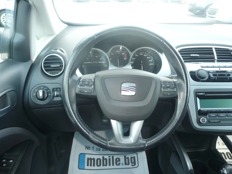 Seat Altea 1.6TDI-XL АВТОМАТИК-ПЕРФЕКТНА, снимка 8 - Автомобили и джипове - 46584319