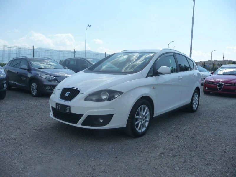 Seat Altea 1.6TDI-XL АВТОМАТИК-ПЕРФЕКТНА, снимка 2 - Автомобили и джипове - 46584319