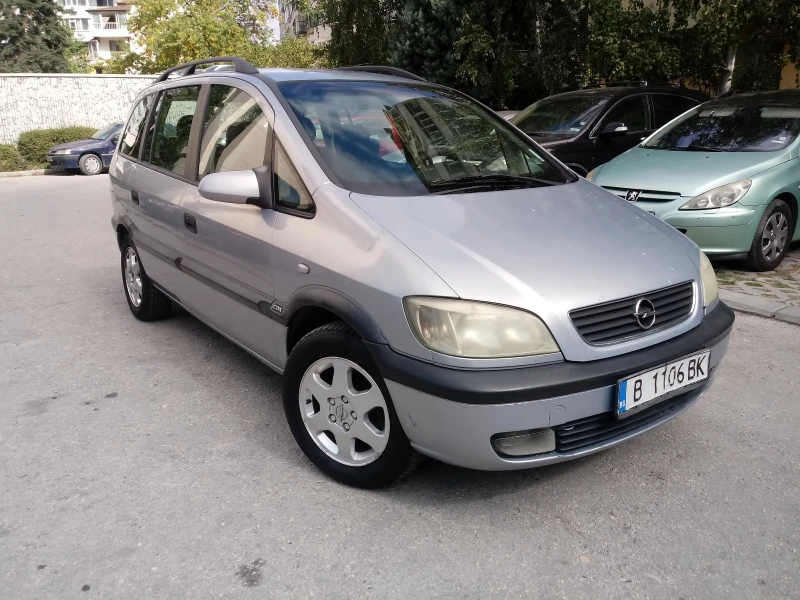 Opel Zafira, снимка 3 - Автомобили и джипове - 47395300