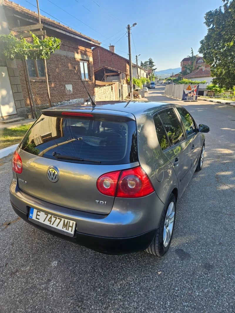 VW Golf 1.9 tdi, снимка 14 - Автомобили и джипове - 47733104