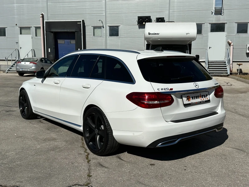 Mercedes-Benz C 220 AMG Пакет/170 к.с., снимка 3 - Автомобили и джипове - 48110105