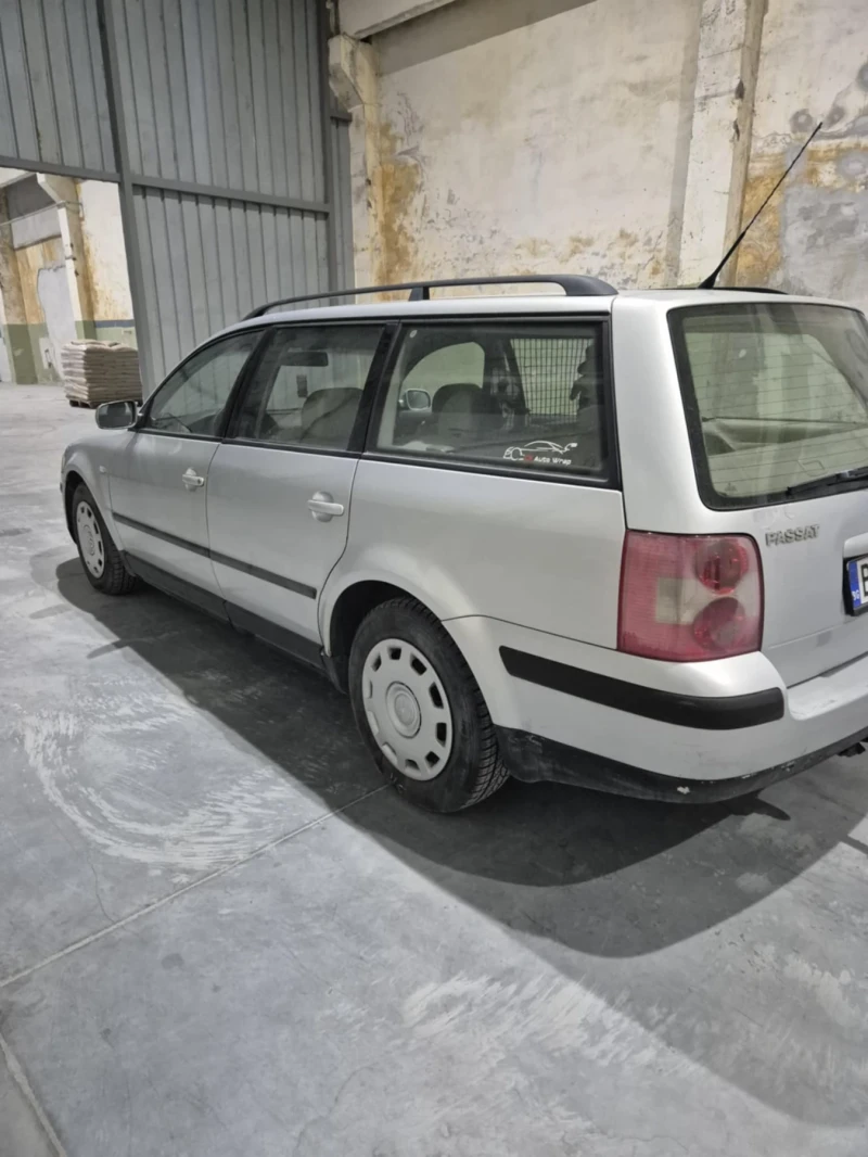 VW Passat, снимка 4 - Автомобили и джипове - 49019884