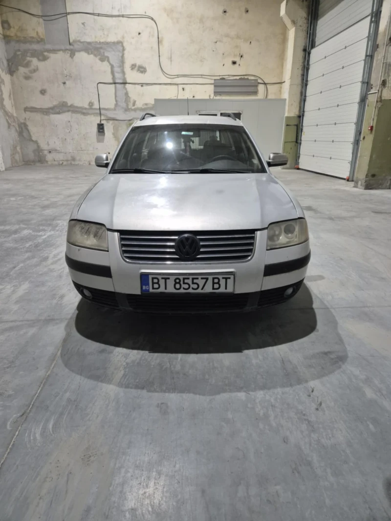 VW Passat, снимка 1 - Автомобили и джипове - 49019884