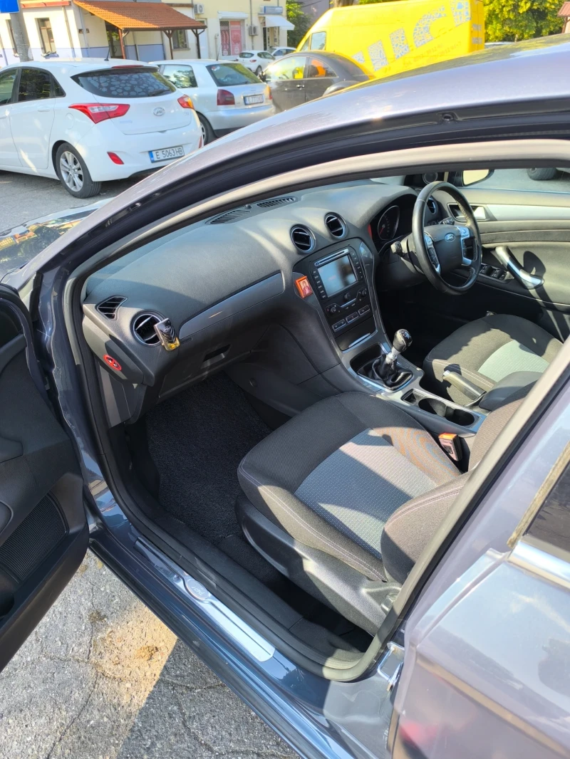 Ford Mondeo, снимка 8 - Автомобили и джипове - 52837710