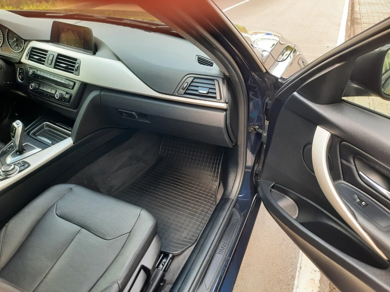 BMW 320 d xDrive TOP, снимка 9 - Автомобили и джипове - 51739067