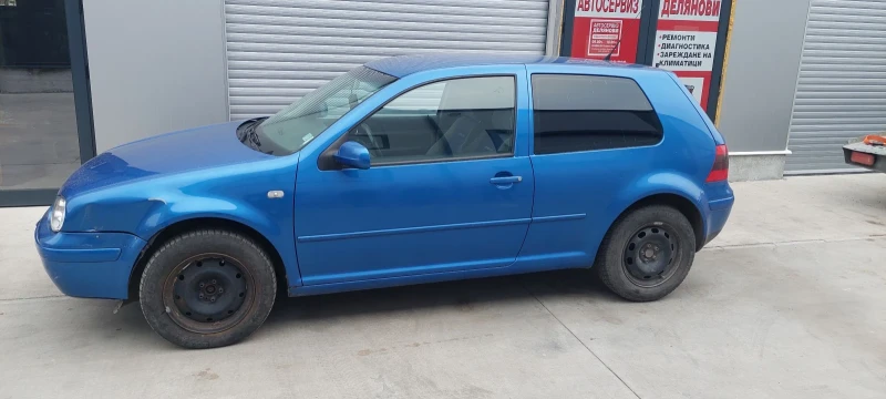VW Golf 1.4 бензин , снимка 3 - Автомобили и джипове - 52908655