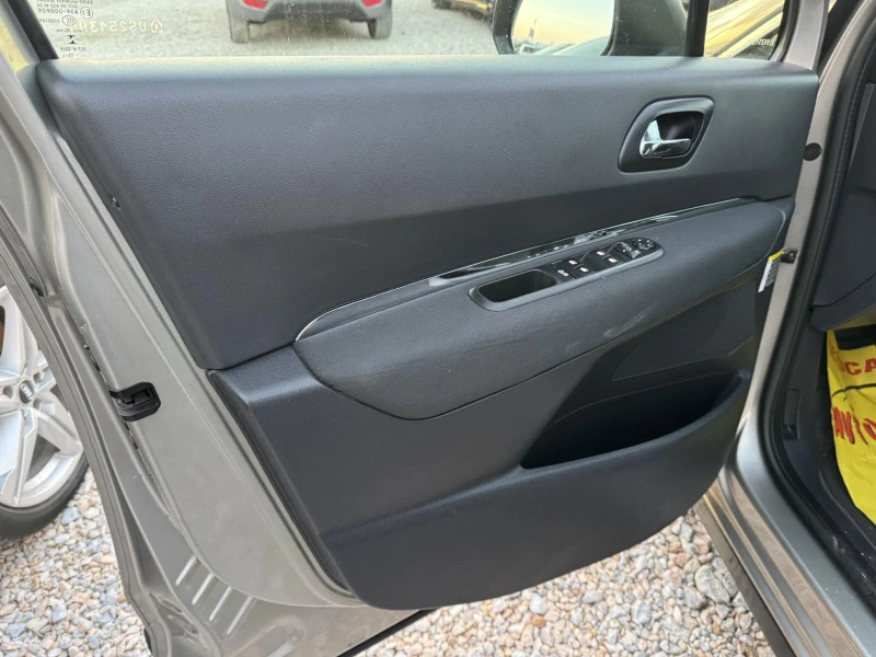 Peugeot 3008 1.6E-HDI, снимка 11 - Автомобили и джипове - 52938305