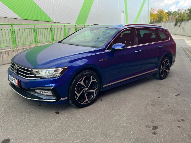 VW Passat 159 000 km R Line Digital Cockpit, снимка 3 - Автомобили и джипове - 53157997