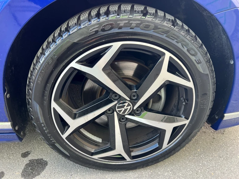 VW Passat 159 000 km R Line Digital Cockpit, снимка 14 - Автомобили и джипове - 53157997