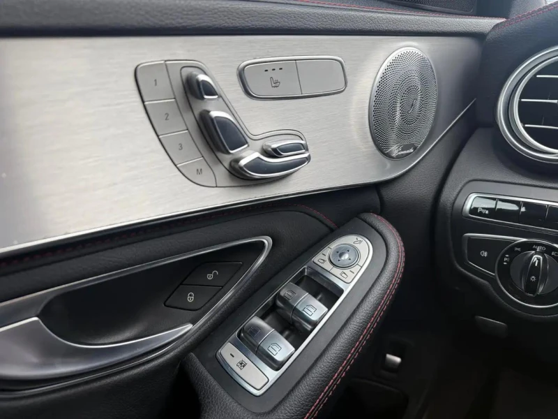 Mercedes-Benz C 43 AMG, снимка 9 - Автомобили и джипове - 53247981