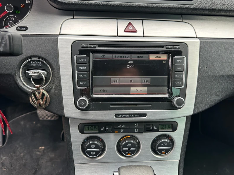 VW Passat 2.0TDI ~АВТОМАТ~, снимка 13 - Автомобили и джипове - 53505487