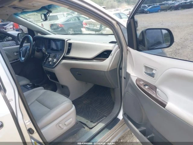 Toyota Sienna XLE 3.5L 4X4 * КЛИП НА ДВИГАТЕЛ*  - изображение 10