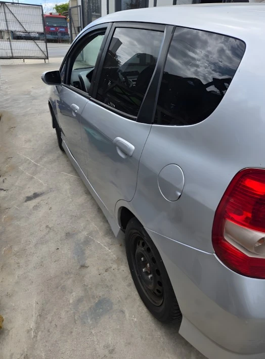 Honda Jazz 1.4, снимка 4 - Автомобили и джипове - 55500546