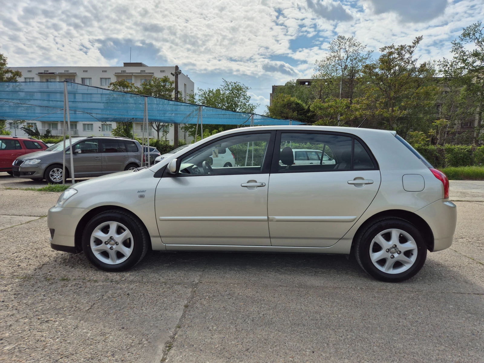 Toyota Corolla 1.4D4D-Италия - изображение 2