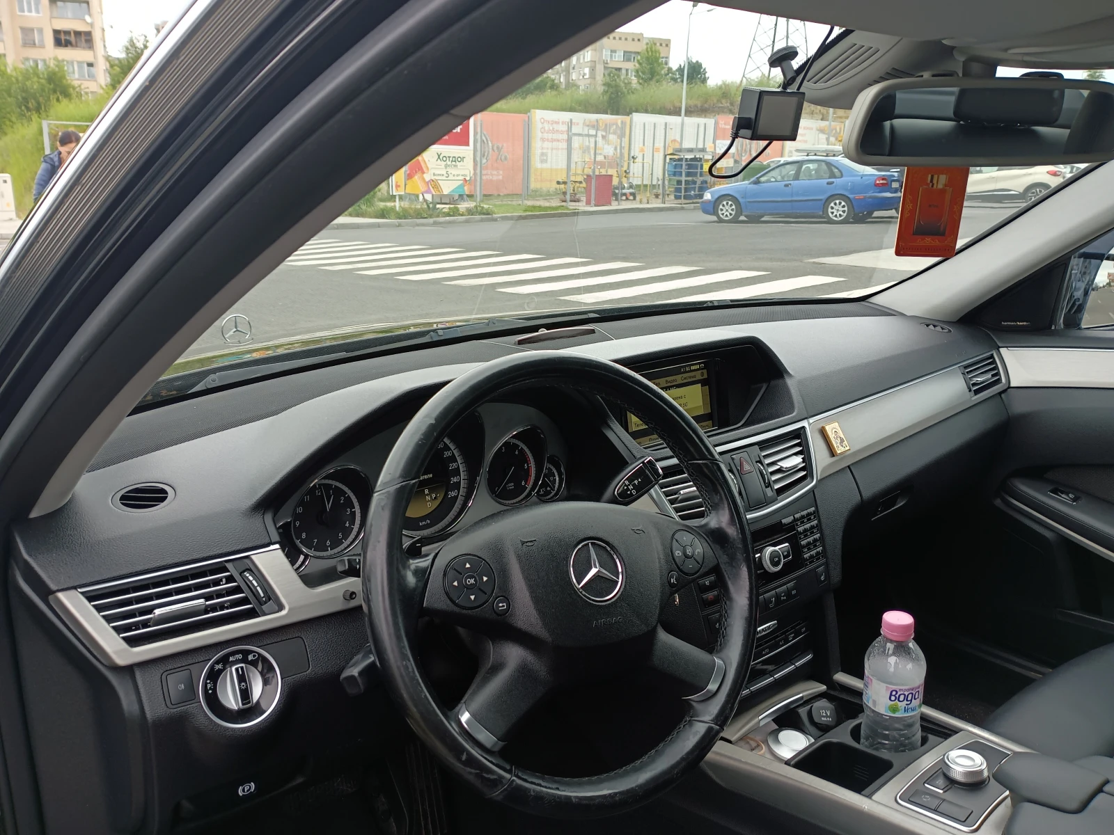 Mercedes-Benz E 250  - изображение 10