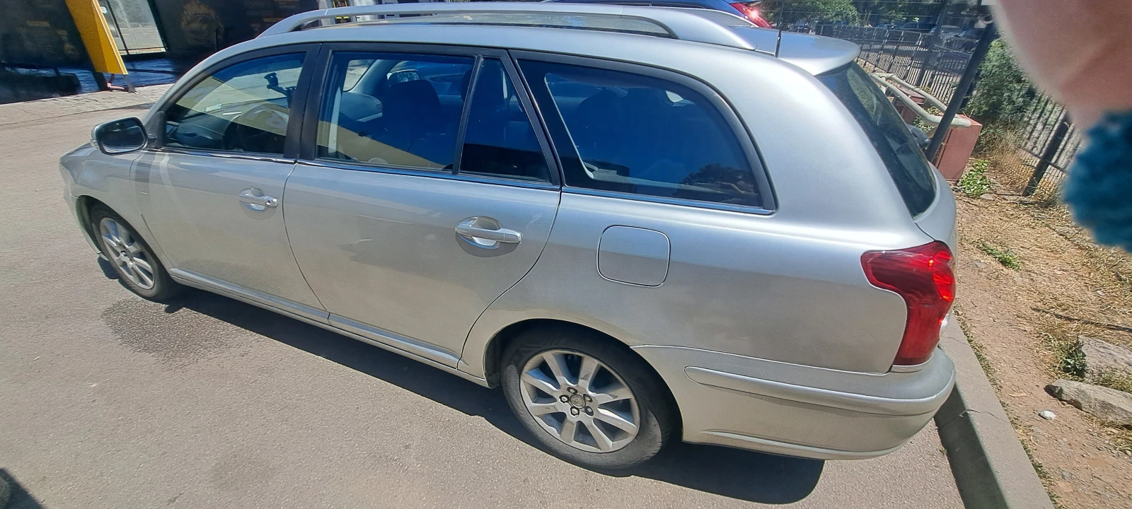 Toyota Avensis  - изображение 4