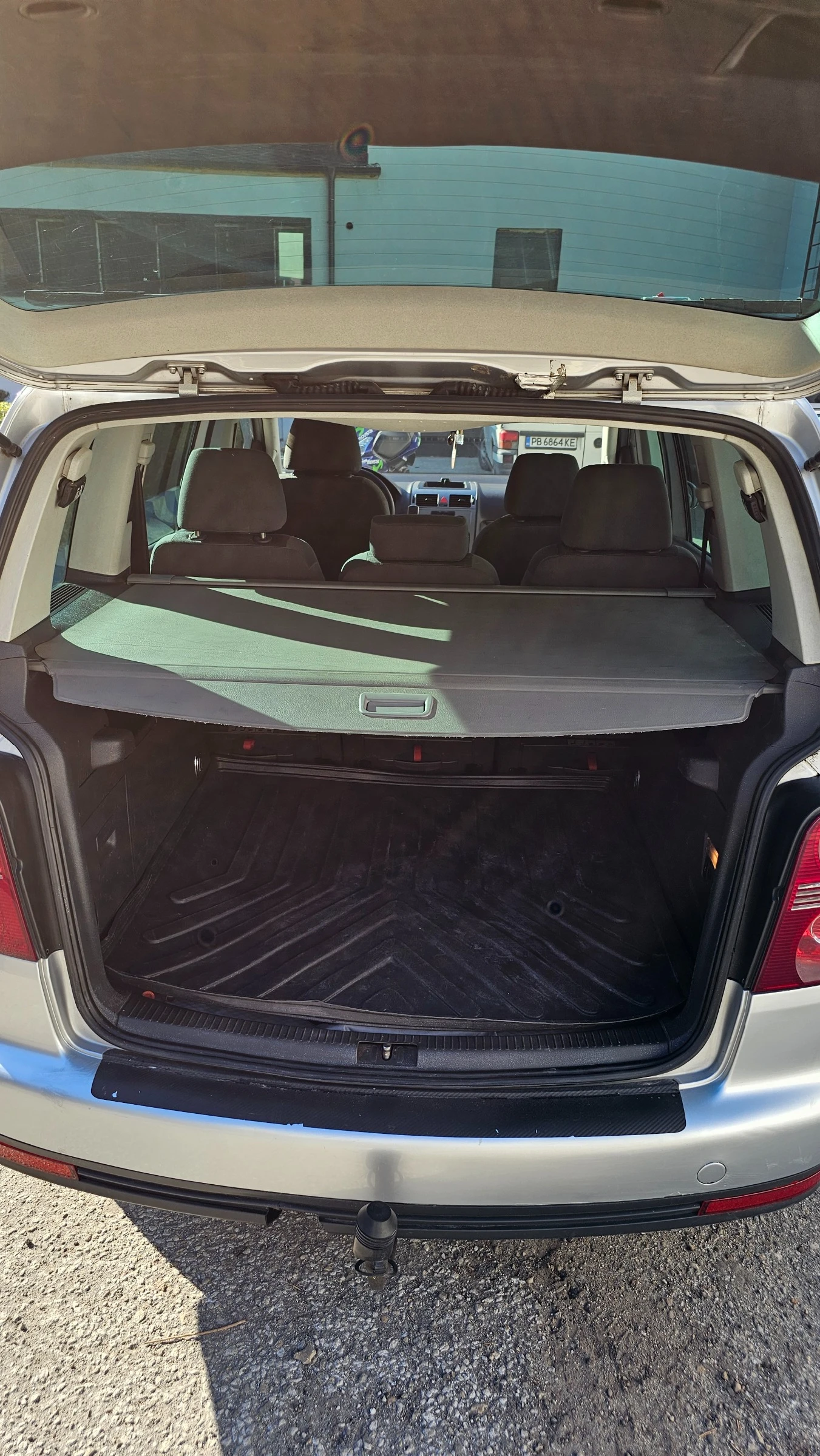 VW Touran  - изображение 9