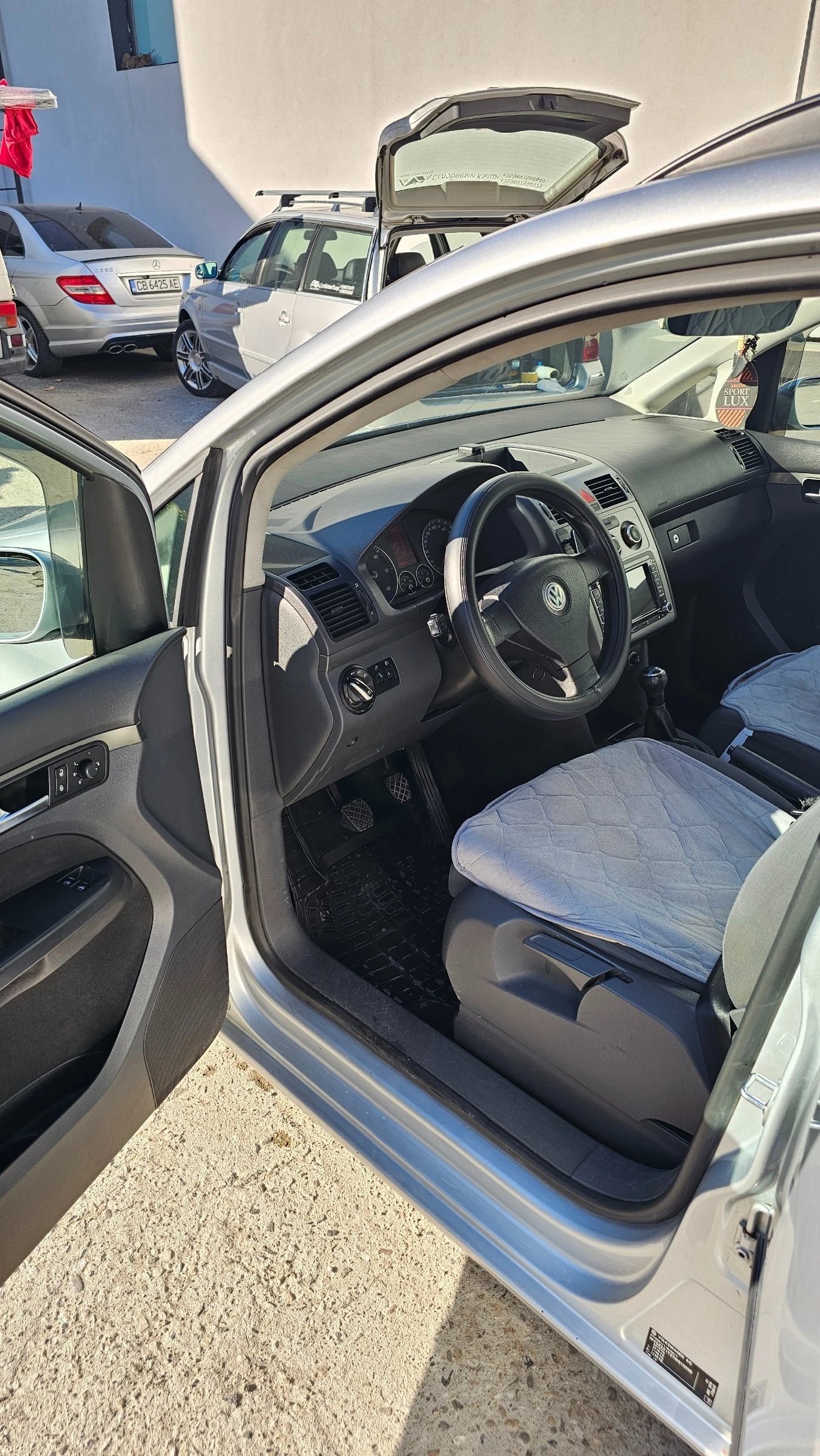 VW Touran  - изображение 10