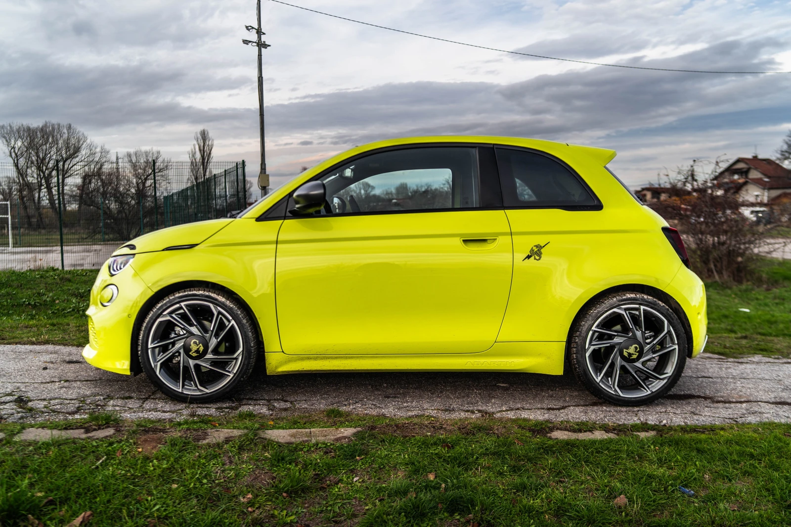 Abarth 500e  - изображение 3