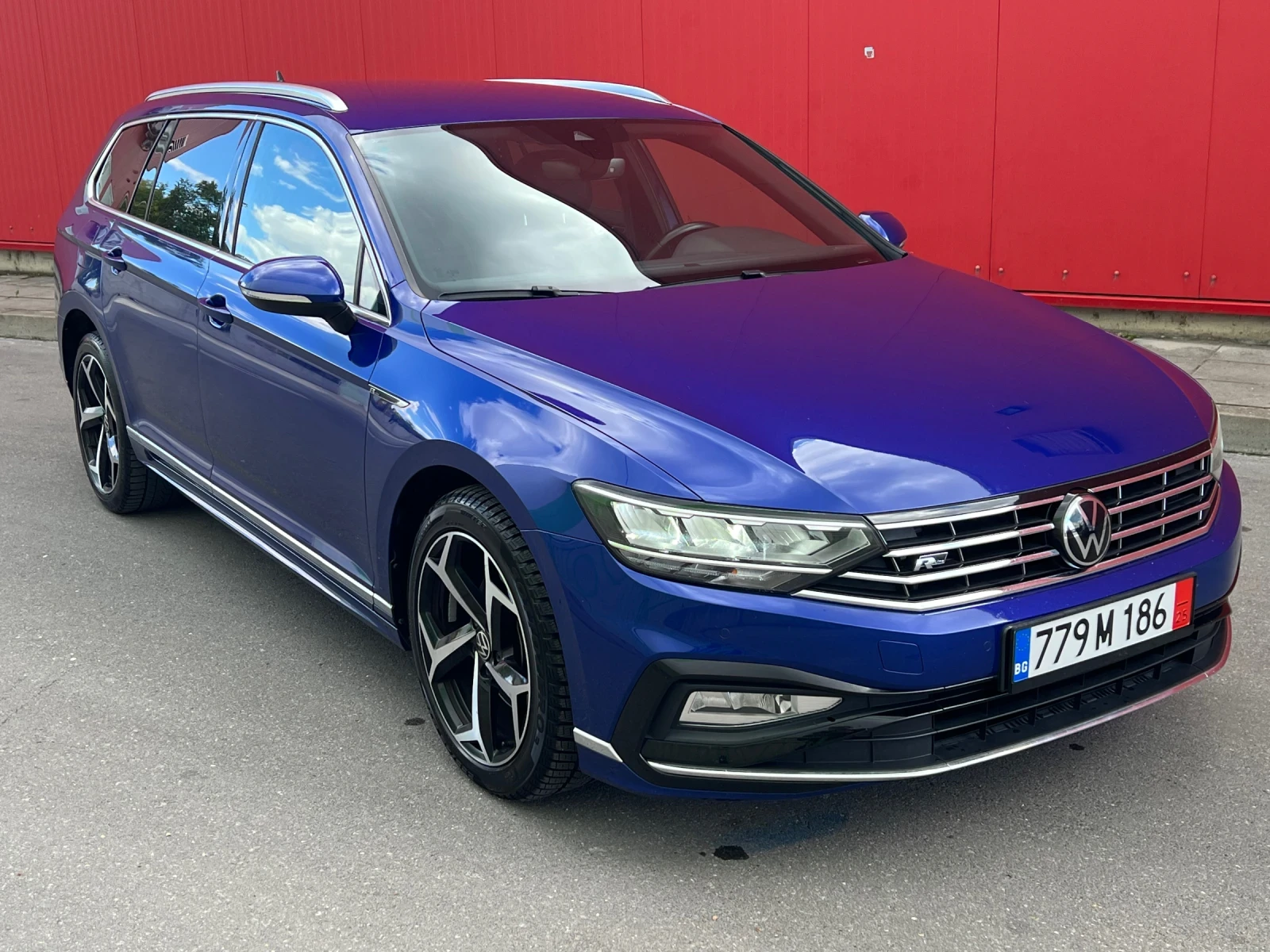 VW Passat 159 000 km R Line FACELIFT | Mobile.bg � ����������� 1