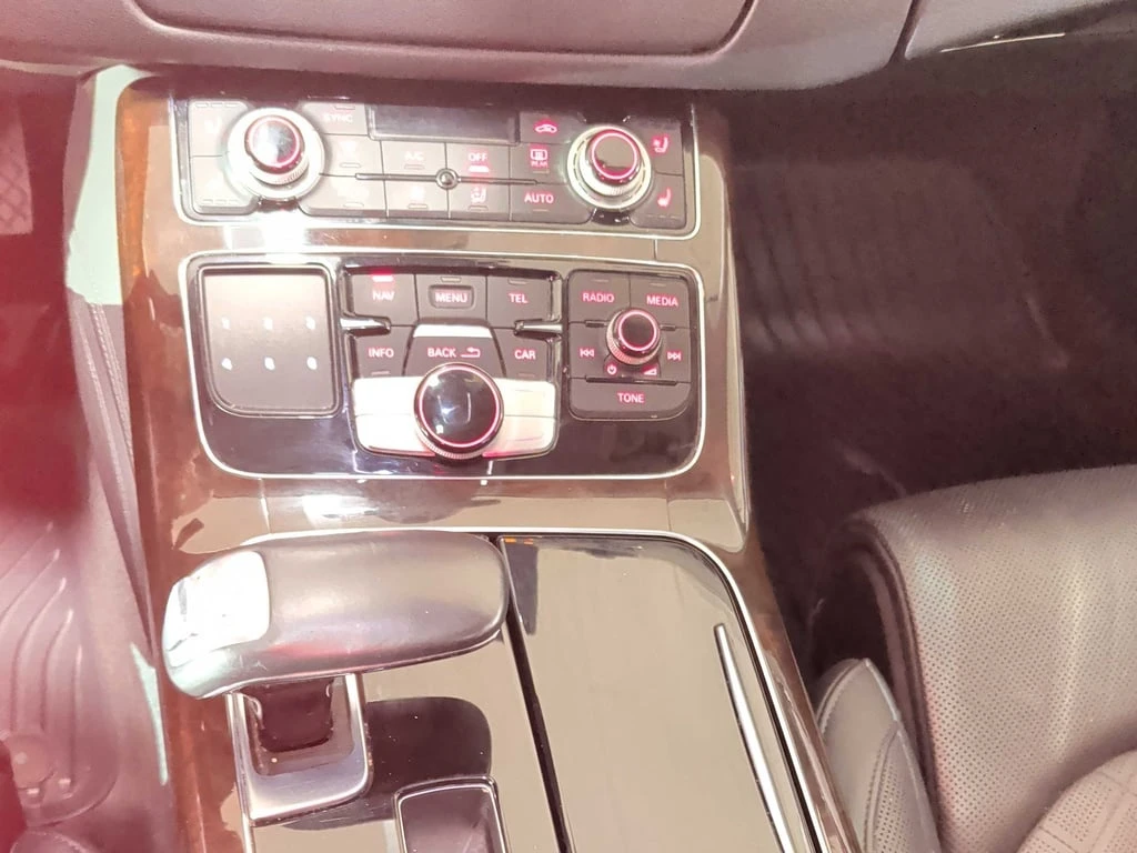 Audi A8 * 3.0L TDI * CARFAX * ��� ������������ ������ | Mobile.bg � ����������� 15