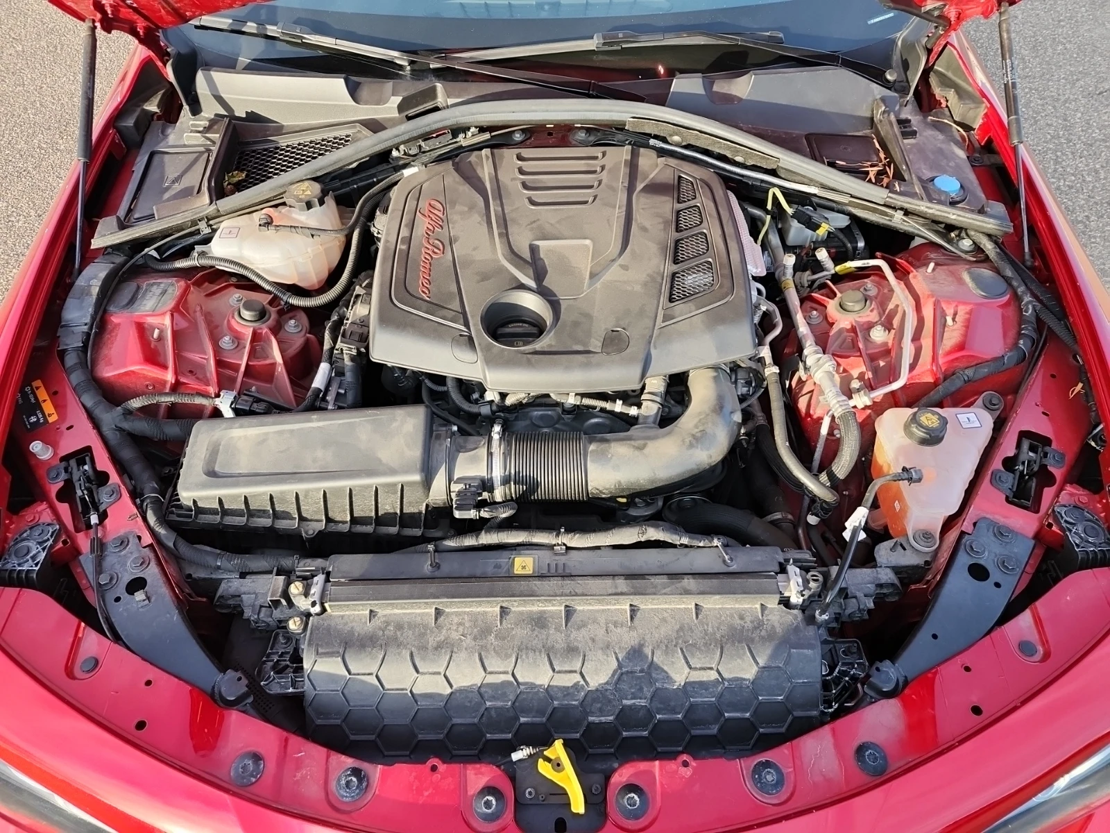 Alfa Romeo Giulia VELOCE AWD 280кс * Възможност за Лизинг* , снимка 16 - Автомобили и джипове - 53775600