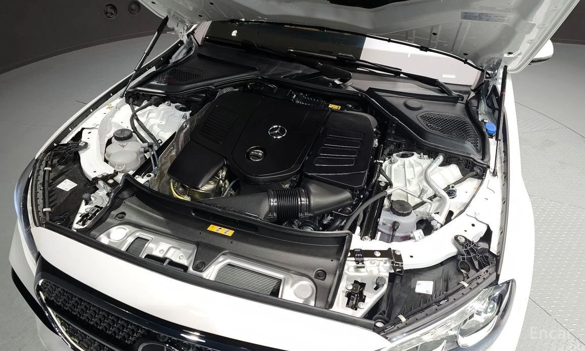 Mercedes-Benz E 200, снимка 6 - Автомобили и джипове - 54046896